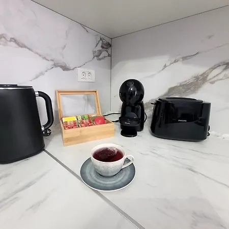 Modern Near Campus & Mamaia Netflix Wi-fi Apartament